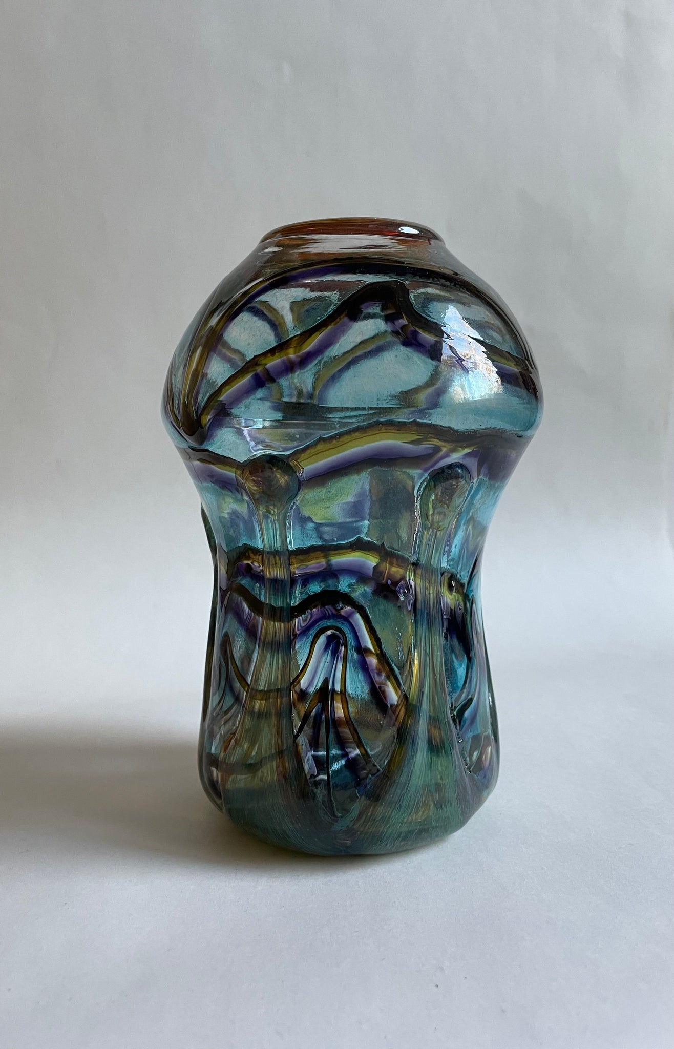 vase (florogreen/indigo/green luster/blue chalcedony/jade)